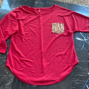 Women’s red 3/4 length sleeve